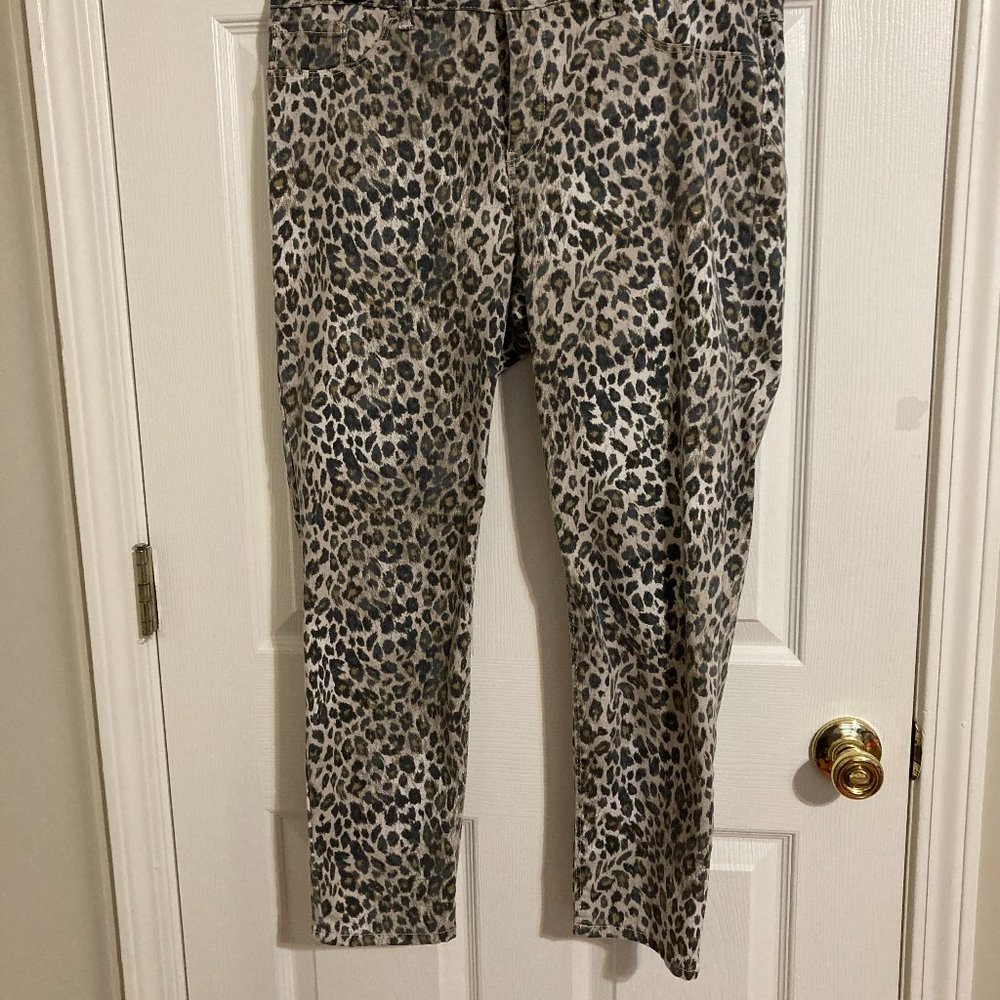 Womens Animal Print Jean/Jegging